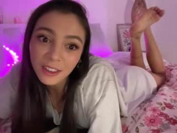keirasworld chaturbate stream image, 19.05.2025 00:00