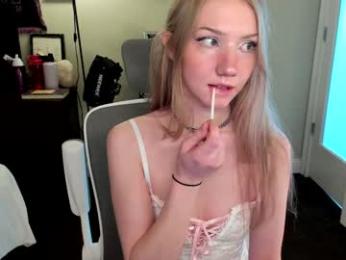 eve003300 chaturbate stream image, 23.05.2025 22:10