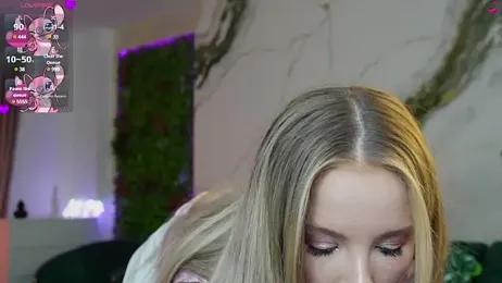 emily_bloom stripchat stream image, 05.06.2025 04:10