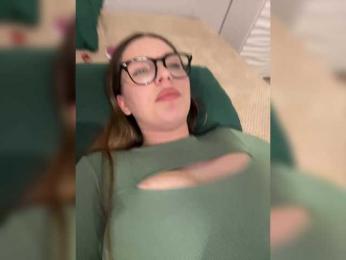 Cris_Mi bongacams stream image