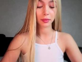 cutieeeeva chaturbate stream image, 05.06.2025 16:10
