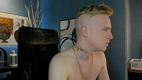 AlexxSweet stripchat stream image