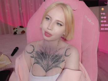 luvsoak bongacams stream image