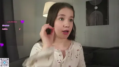 AmiLewis stripchat stream image