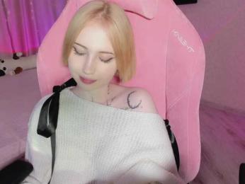 luvsoak bongacams stream image