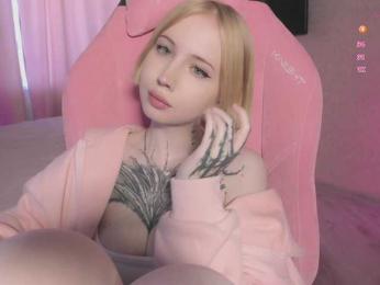 luvsoak bongacams stream image