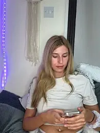 emma05 stripchat stream image, 19.06.2025 17:10
