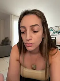 BelleLouiseVp stripchat stream image