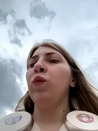 Sunny___Bunny stripchat stream image