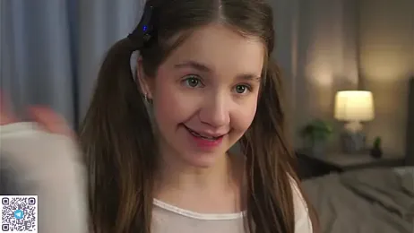 AmiLewis stripchat stream image