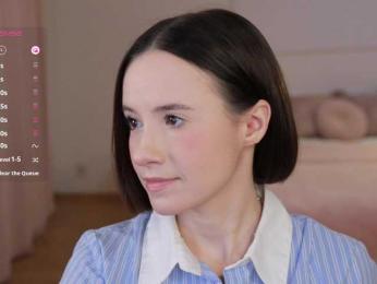 MissEssie bongacams stream image, 16.07.2025 14:00