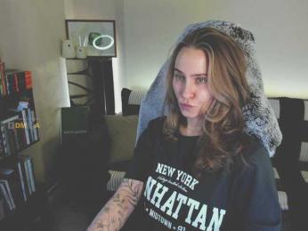 Adamova_Eva bongacams stream image, 12.02.2025 18:40