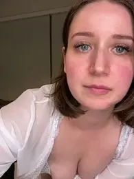 nerdynina stripchat stream image, 12.02.2025 23:00