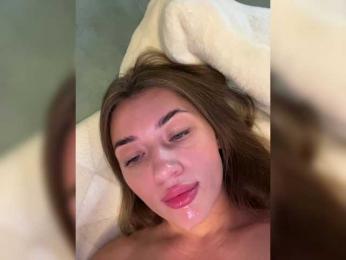 juicy-peachh bongacams stream image, 01.08.2025 05:00