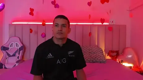 SophieRoyals stripchat stream image