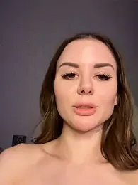 Alina_Vibe_Me stripchat stream image, 13.02.2025 23:40
