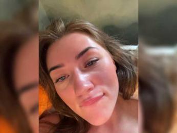 juicy-peachh bongacams stream image, 18.08.2025 05:00