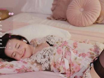 MissEssie bongacams stream image, 21.08.2025 15:20