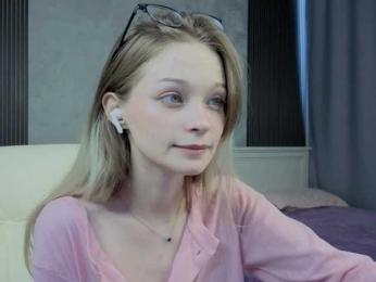 vialeta-baby bongacams stream image