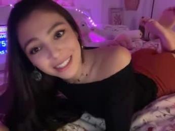 keirasworld chaturbate stream image, 25.08.2025 23:00