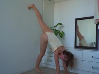 my_mia_ chaturbate stream image, 26.08.2025 06:50