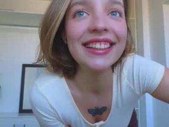 my_mia_ chaturbate stream image, 26.08.2025 06:50