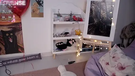 Careful_i_bite stripchat stream image