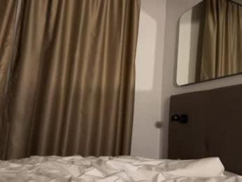 hollyextra chaturbate stream image