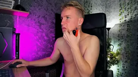 AlexxSweet stripchat stream image