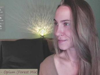 Adamova_Eva bongacams stream image, 24.09.2025 18:20