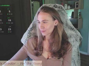 Adamova_Eva bongacams stream image, 24.09.2025 18:20