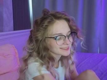 vialeta-baby bongacams stream image