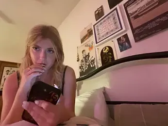 sinfulblonde1 stripchat stream image, 19.02.2025 02:20