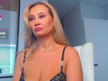 hold-me-tight bongacams stream image