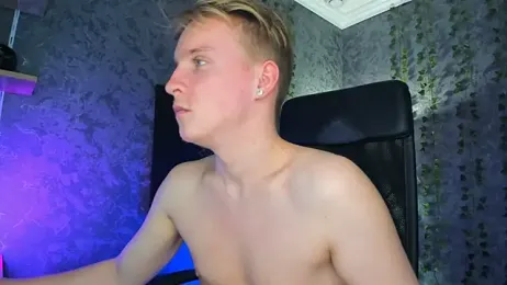 AlexxSweet stripchat stream image