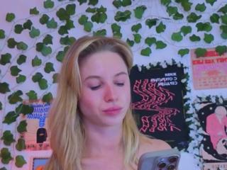 Emma Wilde flirt4free stream image, 21.02.2025 03:30