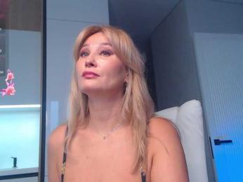 hold-me-tight bongacams stream image