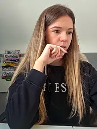 lucie_mehott stripchat stream image, 04.12.2025 08:30