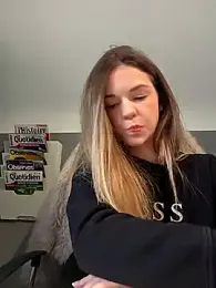 lucie_mehott stripchat stream image, 04.12.2025 08:30