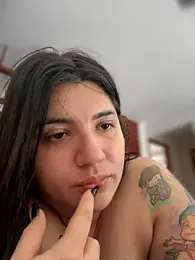 horny_roomiess stripchat stream image, 04.12.2025 17:00