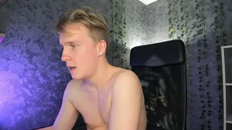 AlexxSweet stripchat stream image