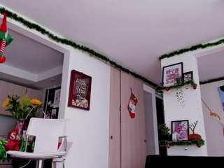 karlyee camsoda stream image