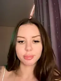 Alina_Vibe_Me stripchat stream image, 22.12.2025 23:30