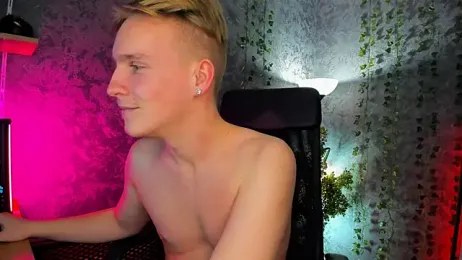 AlexxSweet stripchat stream image