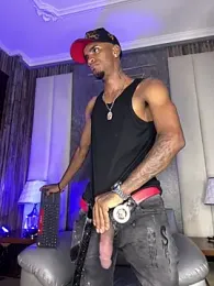 AaronCruz_ stripchat stream image, 02.01.2026 20:00