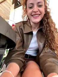 alana15 stripchat stream image