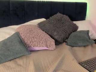 aliceholmes camsoda stream image