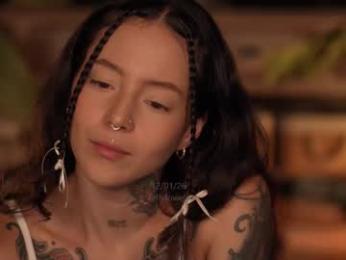 effylowell_ chaturbate stream image, 13.01.2026 01:50