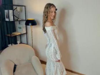 alicemelison chaturbate stream image, 19.01.2026 08:10