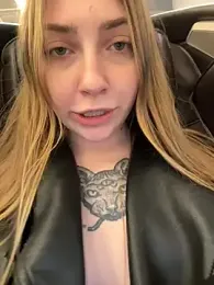 Sunny___Bunny stripchat stream image